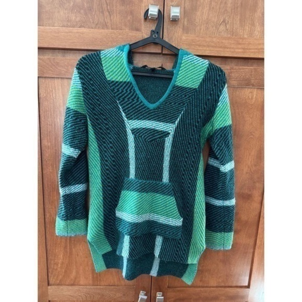 BCBGMAXAZRIA Striped Knit Baja Hoodie Sweater TUNIC Side Slits Small Bohemian